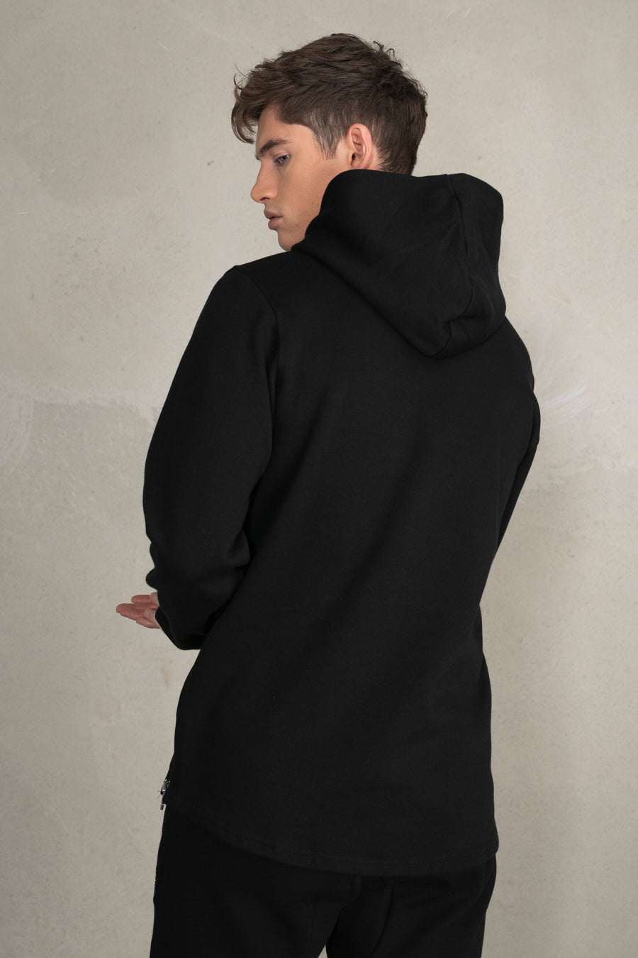 Q-Series Straight Classic Hoodie Black