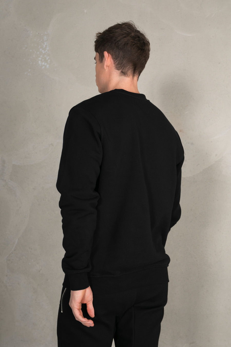 Brand Straight Crewneck Jet Black