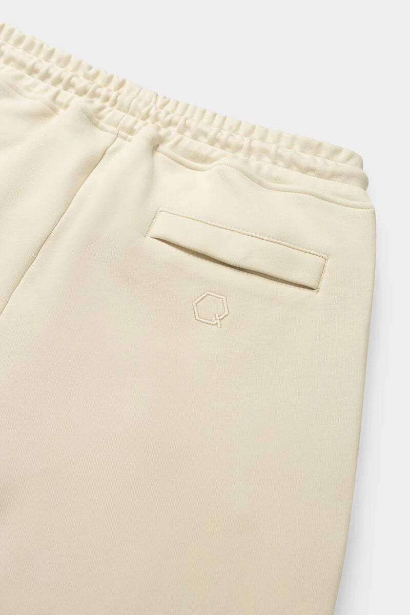 Q-Series Regular Fit Jogger White Swan